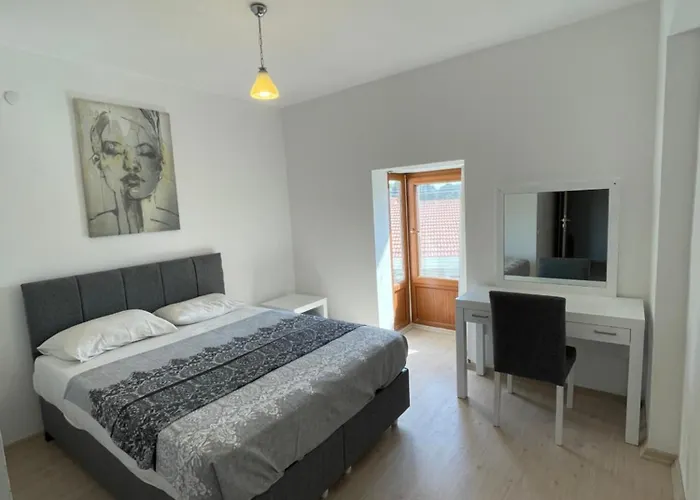 Lägenhetshotell Cesme Suites *